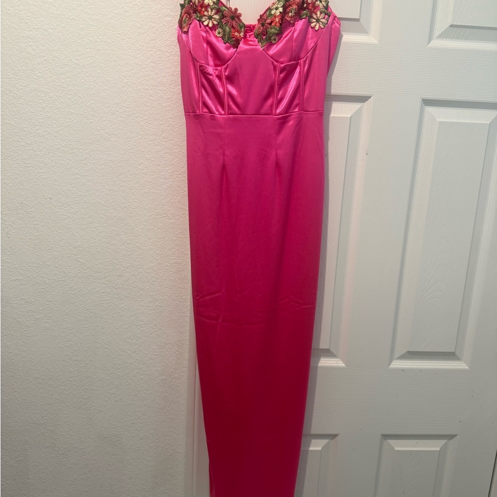 Pink Dress NEW Medium Pink Floral Flowers Sweetheart Gown Barbie FashionNova